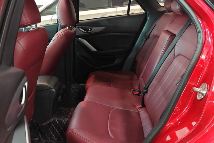 Used Mazda CX-4 2018 2.0L Automatic Two-Wheel Drive Blue Sky Dynamic Version China V Standard
