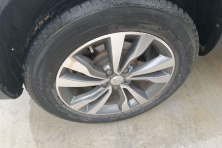 Used Geely Auto Emgrand X7 Sport 2016 1.8TD Automatic ZhiShang Model