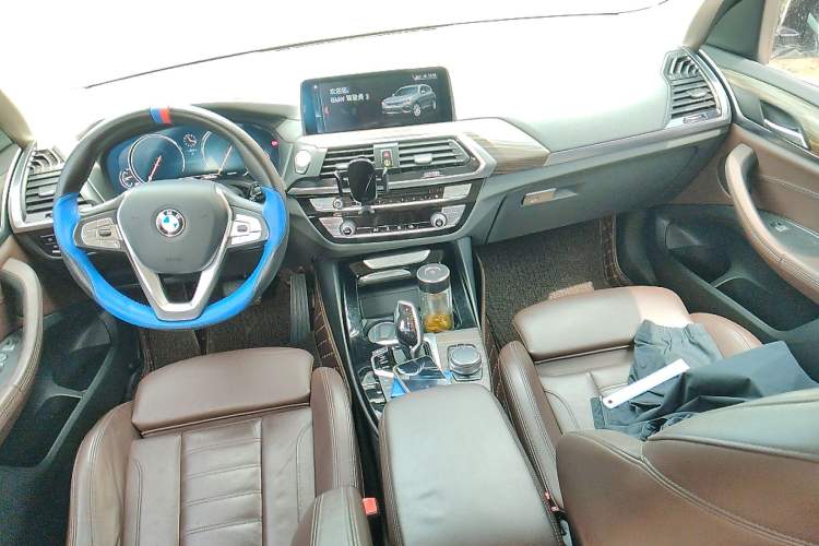 Used BMW X3 2018 xDrive28i Luxury Package China VI Emission Standard Center Console