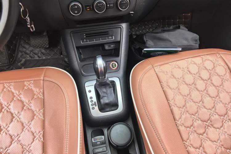 Used Volkswagen Tiguan 2016 2.0 TSI Four-Wheel Drive Standard Version
