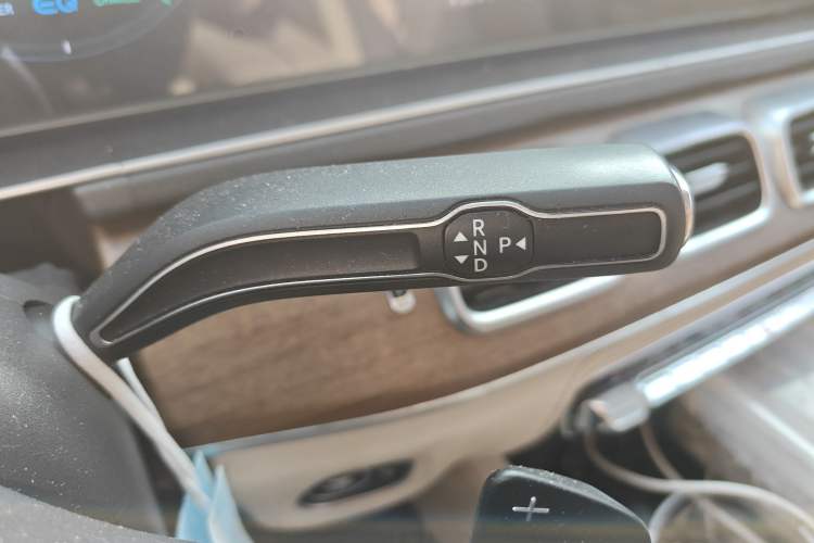 Used Mercedes-Benz GLS 2020 GLS 450 4MATIC Luxury Model Gear Lever