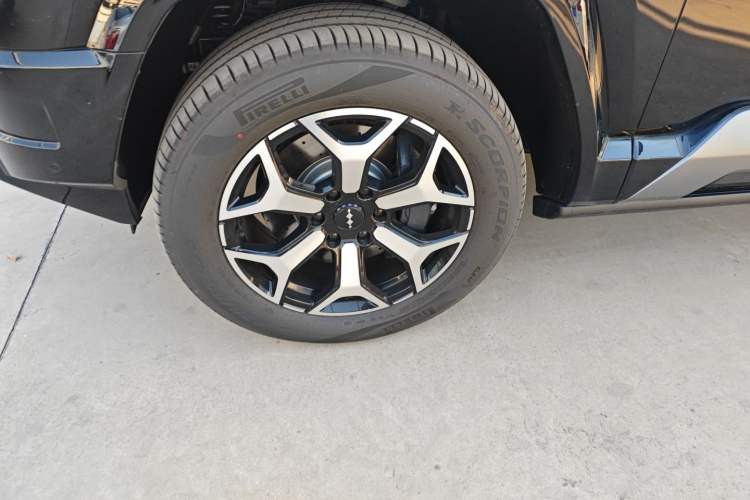 Used Formula Leopard Leopard 8 2025 Smart & Brave Flagship Edition 6 Seats