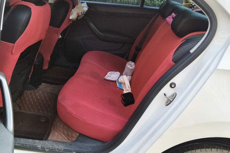 Used Volkswagen Santana 2015 1.6L Automatic Fashion Edition
