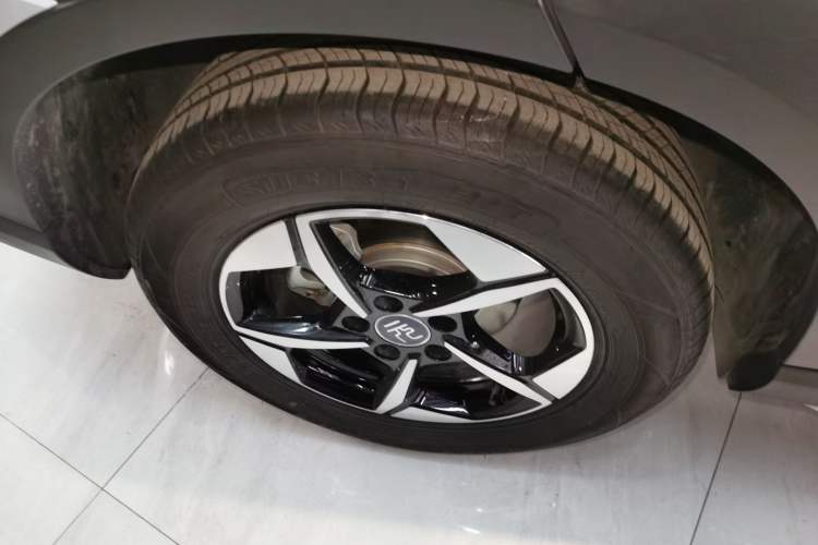 Used BYD Yuan UP 2025 Intelligent Driving Version 401 km Leading Edition Right Rear Wheel Hub