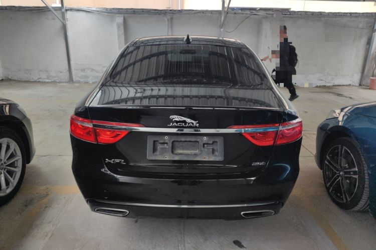 Used Jaguar XFL 2019 XFL 2.0T 250 PS Two-Wheel-Drive Luxury Edition Rear