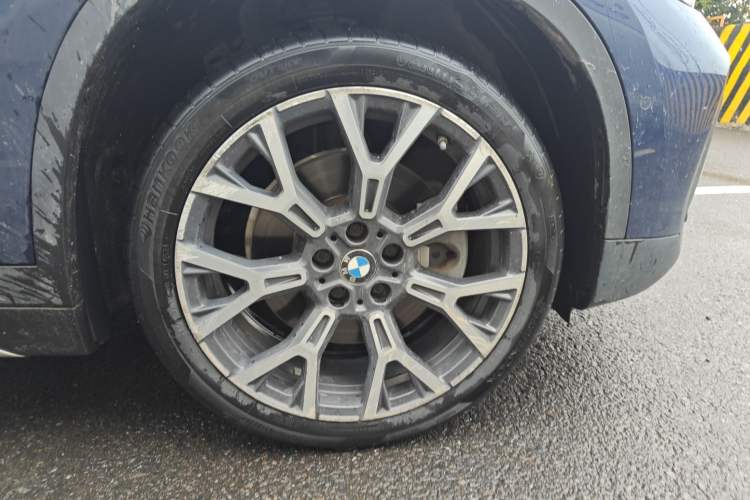 Used BMW X1 2020 xDrive25Li Luxury Edition Right Front Wheel Hub