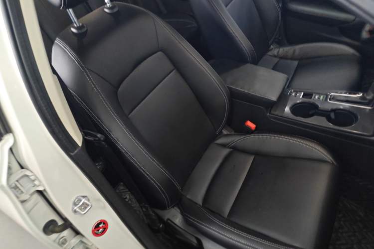 Used Honda Civic 2023 240TURBO CVT Dynamic · Center Stage Special Edition
