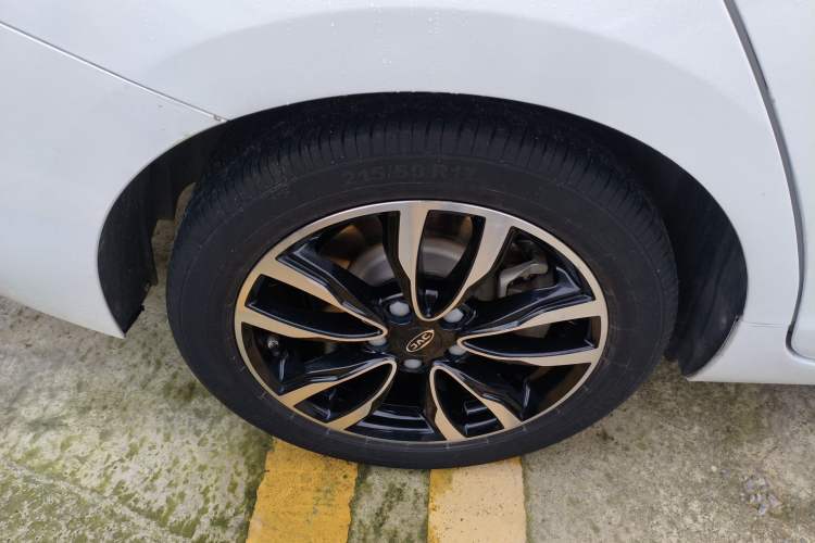 Used JAC Group J7 2020 1.5T CVT Dream Edition Exterior 5