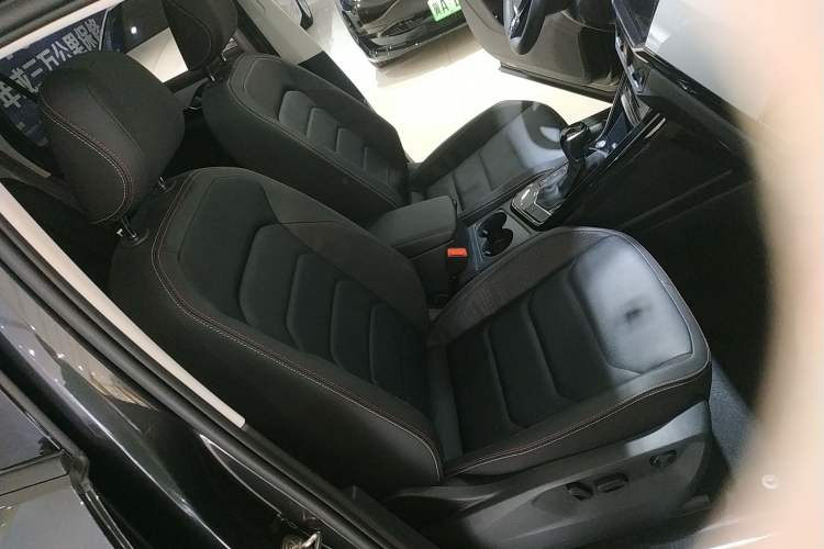 Used Volkswagen Tayron 2021 330TSI Two-Wheel-Drive 3rd Anniversary Limited Edition