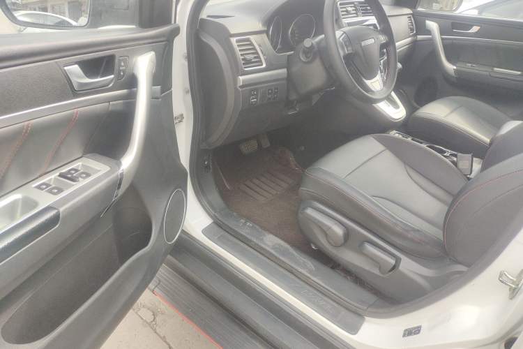 Used Haval M6 2019 1.5T DCT Two-Wheel Drive Elite Version China VI Standard
