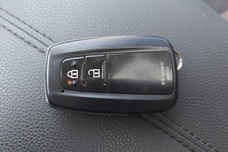 Used Toyota Wildlander 2021 2.0L CVT 4x4 Luxury Edition Vehicle Key