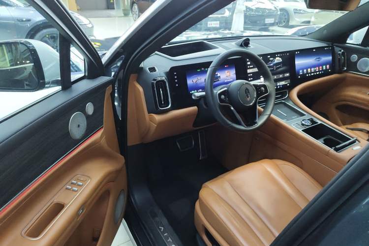 Used Hima AITO M9 2024 Range-Extended Ultra Version 42 kWh 6-Seater Model
