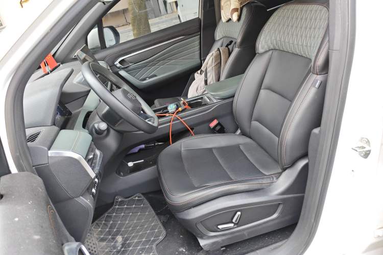 Used Geely Auto Haoyue L 2024 2.0T DCT Prestige Version