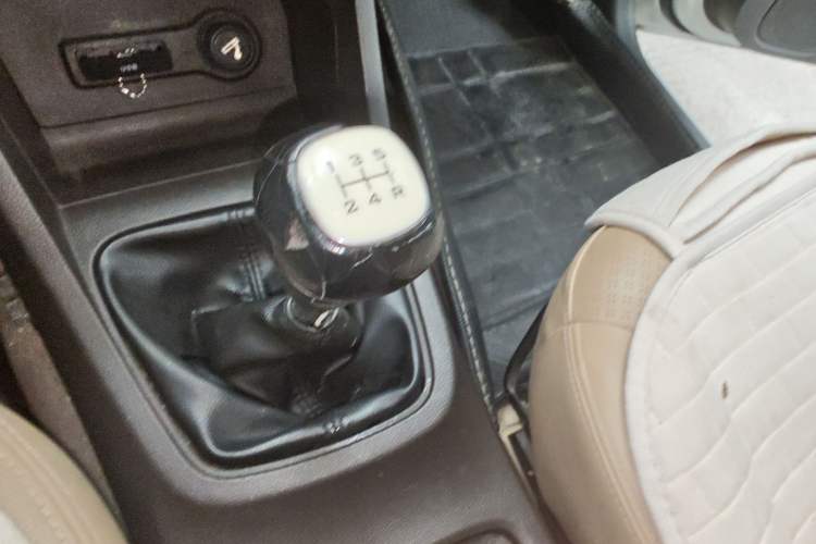 Used Wuling Hongguang 2018 1.5L S Comfort Model L2B
