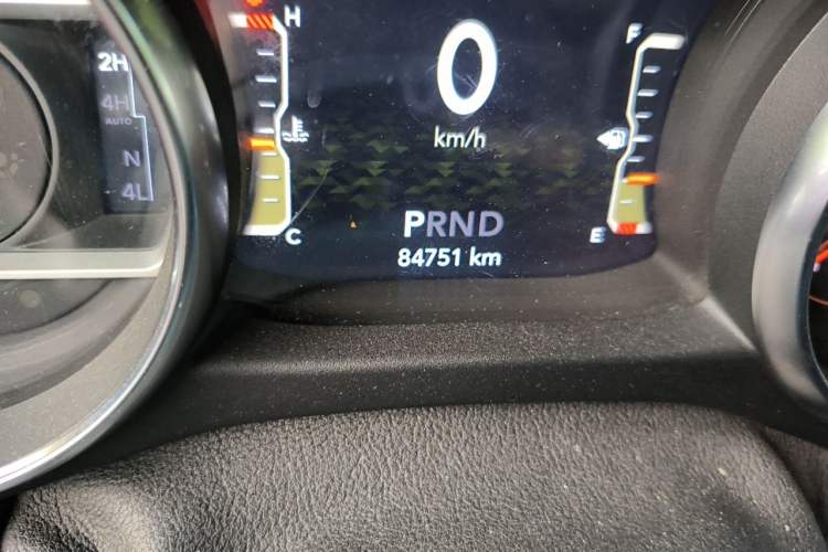 Used Jeep Wrangler 2019 2.0T Sahara Four-Door Version China VI Emission Standard
