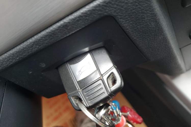 Used BMW 3 Series 2011 320i Coupe Vehicle Key