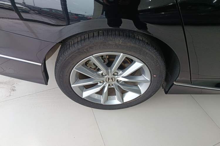 Used Honda Accord 2022 260TURBO Luxury Edition Right Rear Wheel Hub