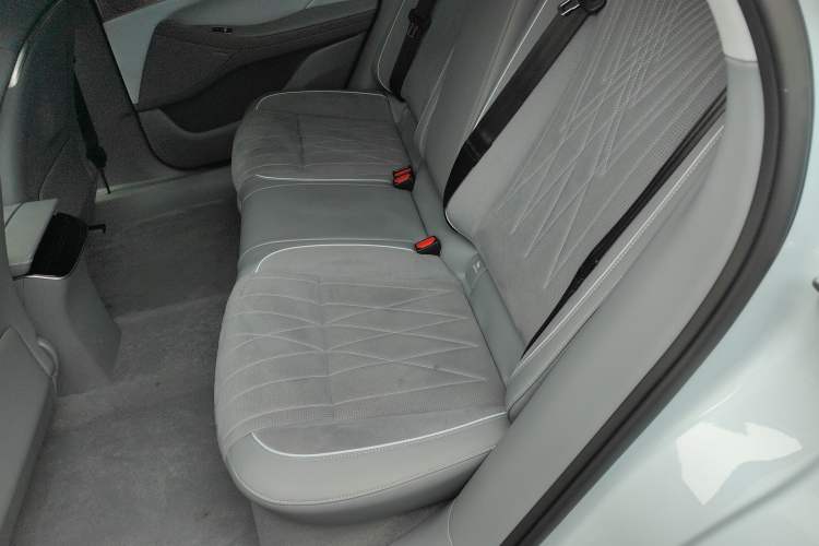 Used VOYAH PASSION 2023 Four-Wheel Drive Flagship Edition