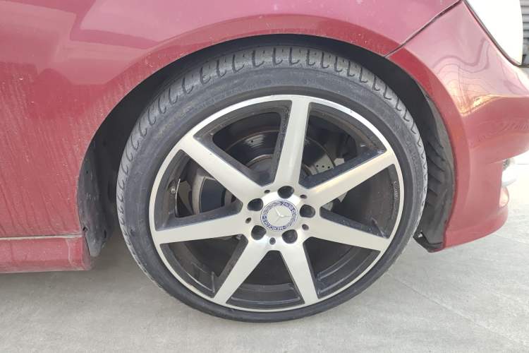 Used Mercedes-Benz C-Class 2013 C 180 Coupe Exterior 7