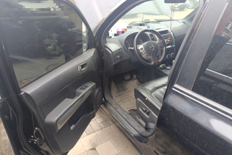 Used Nissan X-Trail 2012 2.5L CVT Luxury Edition 4WD Driver Seat