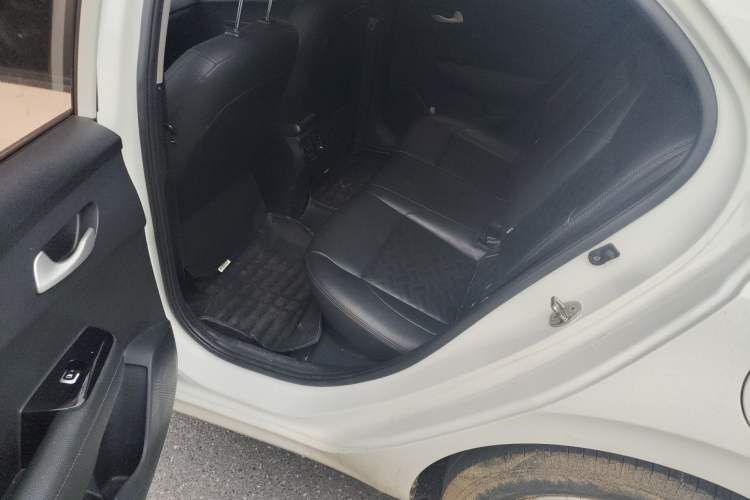 Used Kia Forte 2018 1.6L Automatic Value-Connect Edition with Intelligent Connectivity
