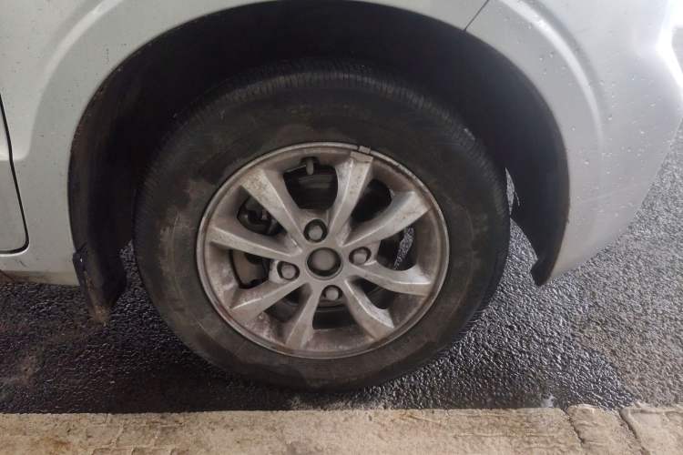 Used Wuling Hongguang V 2022 1.5L Enjoy Edition Electric-Powered LAR
