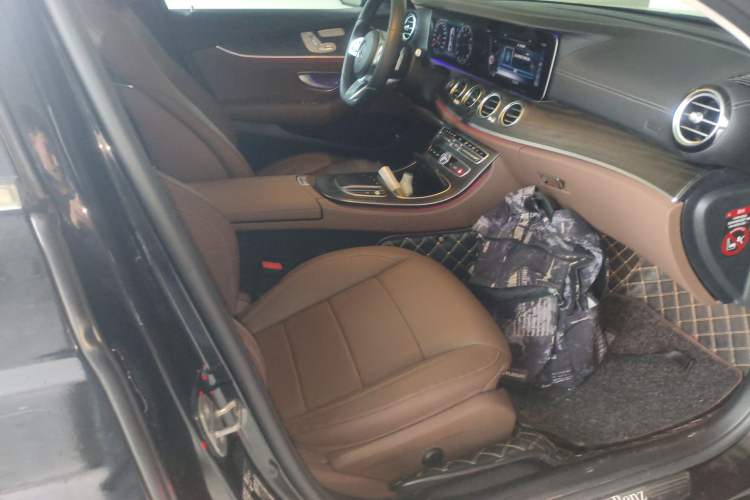 Used Mercedes-Benz E-Class 2019 Restyled E 300 L Sporty and Stylish Edition