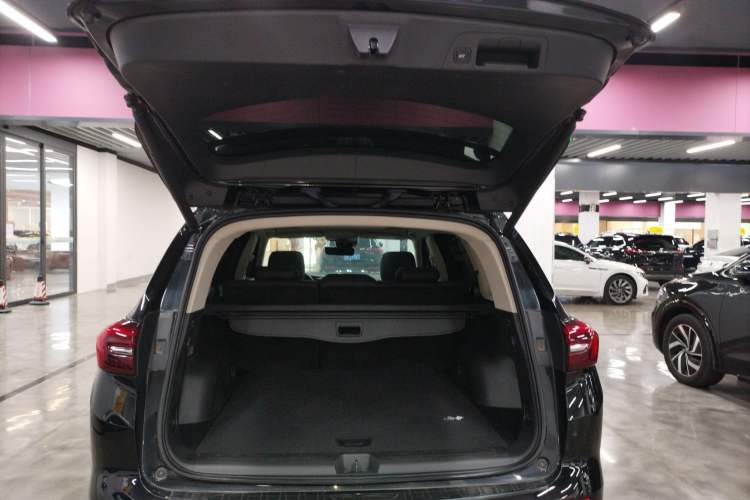 Used Buick Envision 2023 Encore Plus 652T Five-Seat Luxury Model Trunk