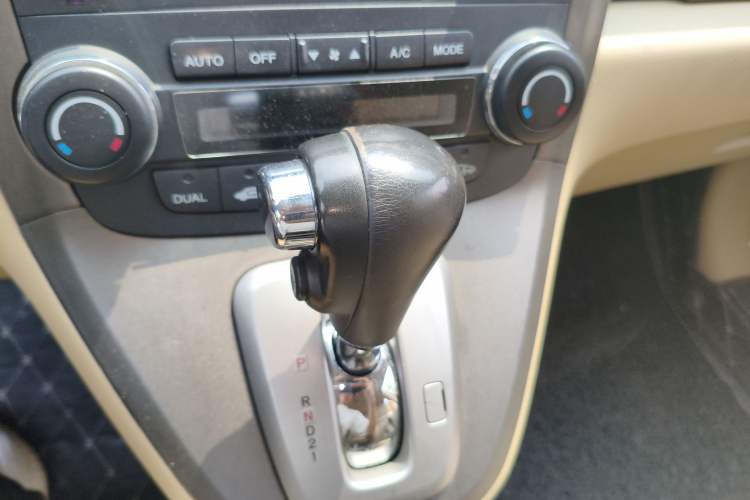 Used Honda CR-V 2007 2.4L automatic four-wheel drive Prestige Edition Gear Lever