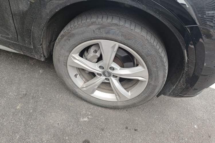 Used Audi Q5L 2018 40 TFSI Prestige Edition China VI Emission Standard
