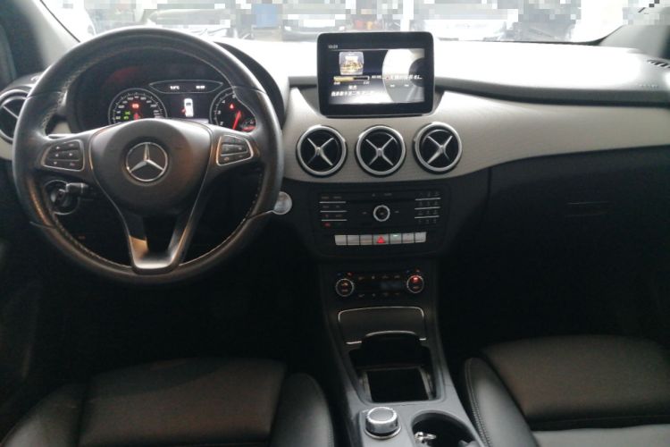 Used Mercedes-Benz B-Class 2017 B 200 Fashion Model
