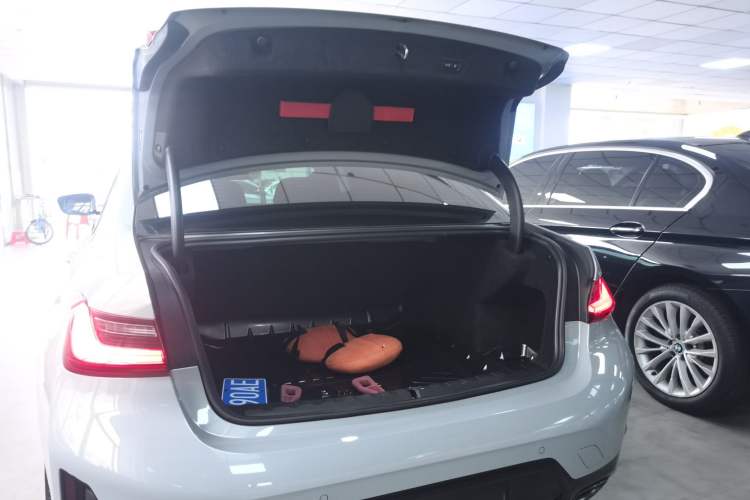 Used BMW 3 Series 2025 330Li M Sport Shadowline Package