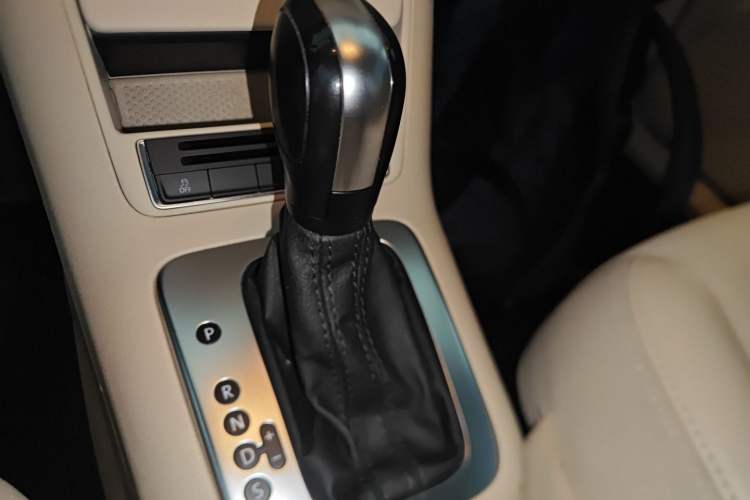 Used Volkswagen Tiguan 2015 1.8TSI Automatic Two-Wheel Drive Trend Edition
