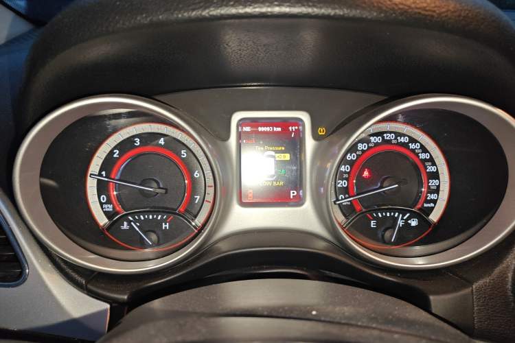 Used Fiat Freemont 2012 2.4L Comfort Edition Instrument Cluster