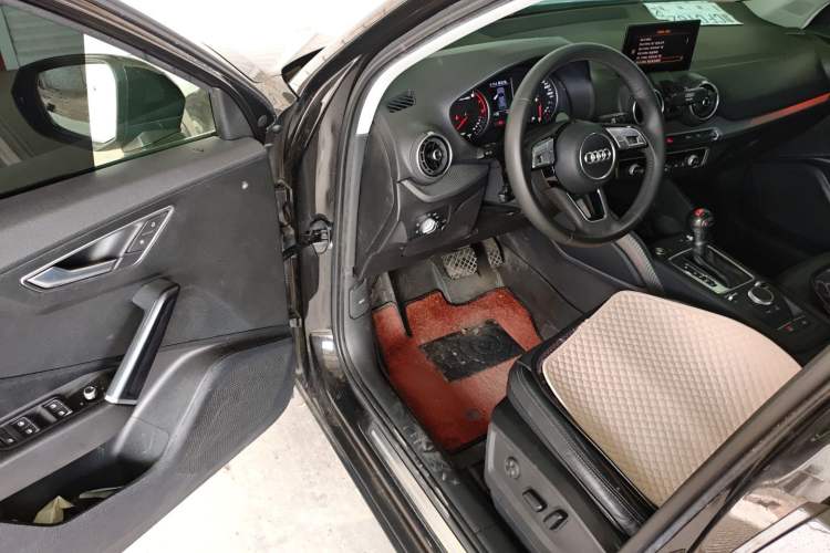 Used Audi Q2L 2021 35 TFSI Fashionable and Elegant Model Driver Seat