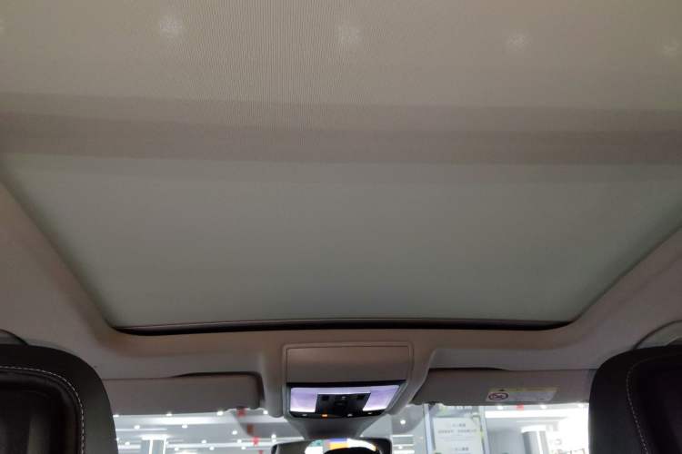 Used Volkswagen Passat 2022 330TSI Starry Luxury Edition – Exclusive Special Edition