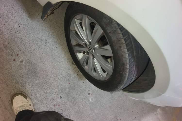 Used Volkswagen Bora 2016 230TSI DSG Comfort Model
