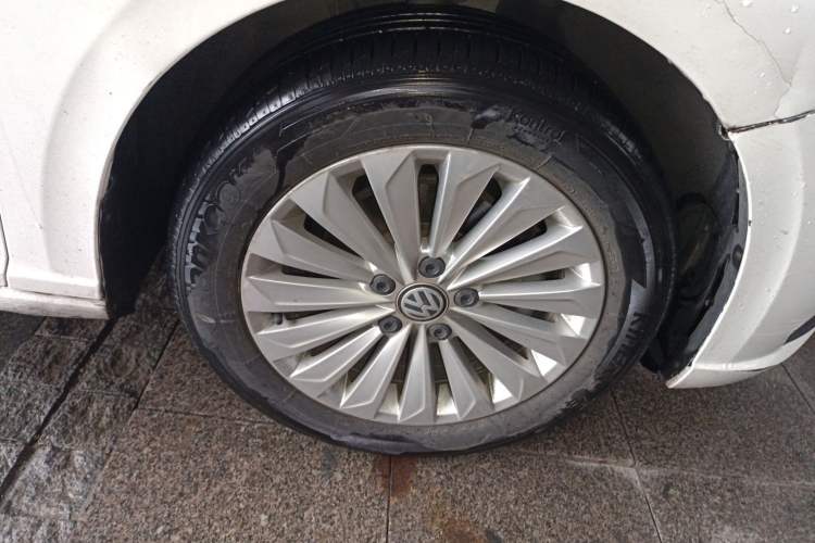 Used Volkswagen Lavida 2019 1.5L Automatic Comfort Edition China VI Standard Right Front Wheel Hub