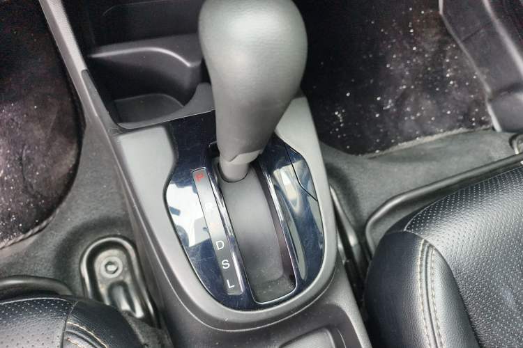 Used Honda Fit 2014 1.5L LX CVT Comfort Model Gear Lever