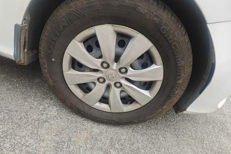 Used Hyundai Verna (older generation) 2020 1.4L Manual GL Refreshed Edition
