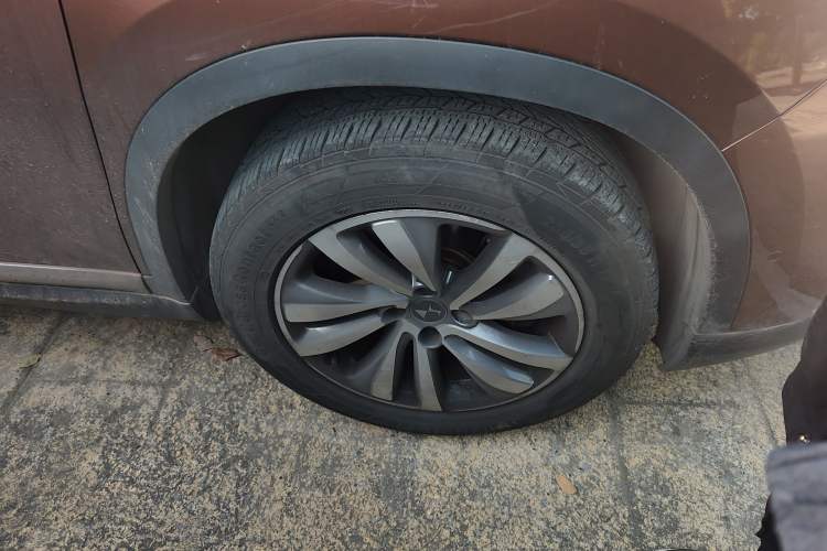 Used DS 6 2014 1.6T Luxury Edition THP200 Right Front Wheel Hub