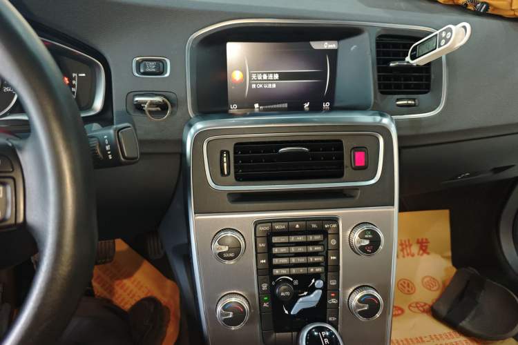 Used Volvo S60 2018 S60L T3 Smart Upgrade Edition
