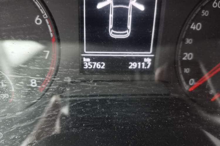 Used Volkswagen T-ROC 2019 230TSI DSG Two-Wheel-Drive Advanced Version China VI Standard
