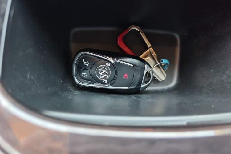 Used Buick Envision 2016 28T Four-Wheel Drive Elite Version Vehicle Key