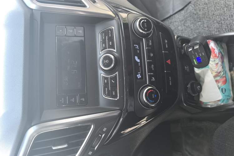 Used CHANGAN CS15 2016 1.5L Manual Fashion Edition