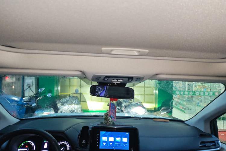 Used Toyota Granvia 2023 2.5L Hybrid Comfort Edition Headliner