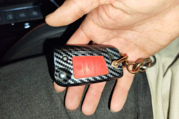 Used Volkswagen Tayron 2020 330TSI Two-Wheel Drive Luxury Smart Connectivity Version Vehicle Key