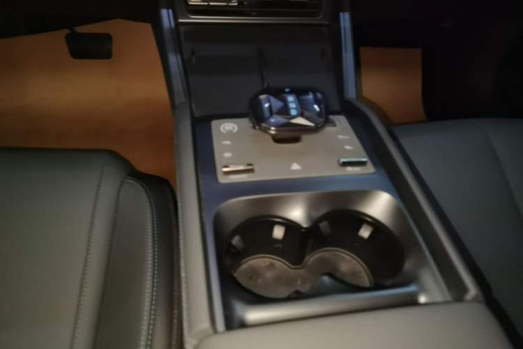 Used BYD Qin L 2025 DM-i Smart Drive 80KM Leading Model
