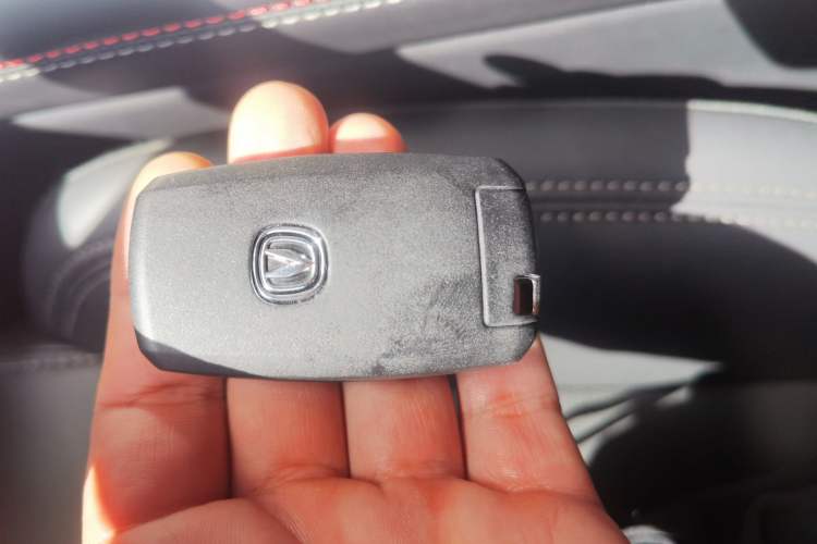 Used CHANGAN CS75 2021 Honor Million Edition 280T DCT Luxury Model Interior 1