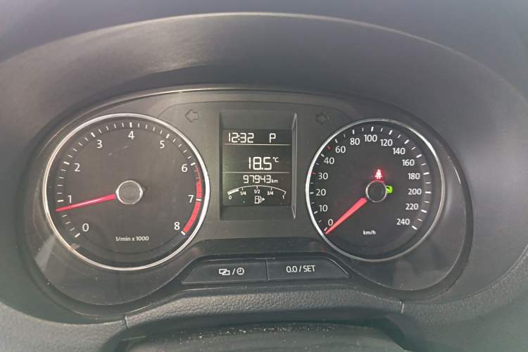 Used Volkswagen Polo 2014 1.6L Automatic Comfort Edition
